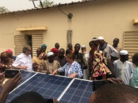 Mise en place réussie des maternités solaires par Désirs d&#039;Avenir pour la Planète